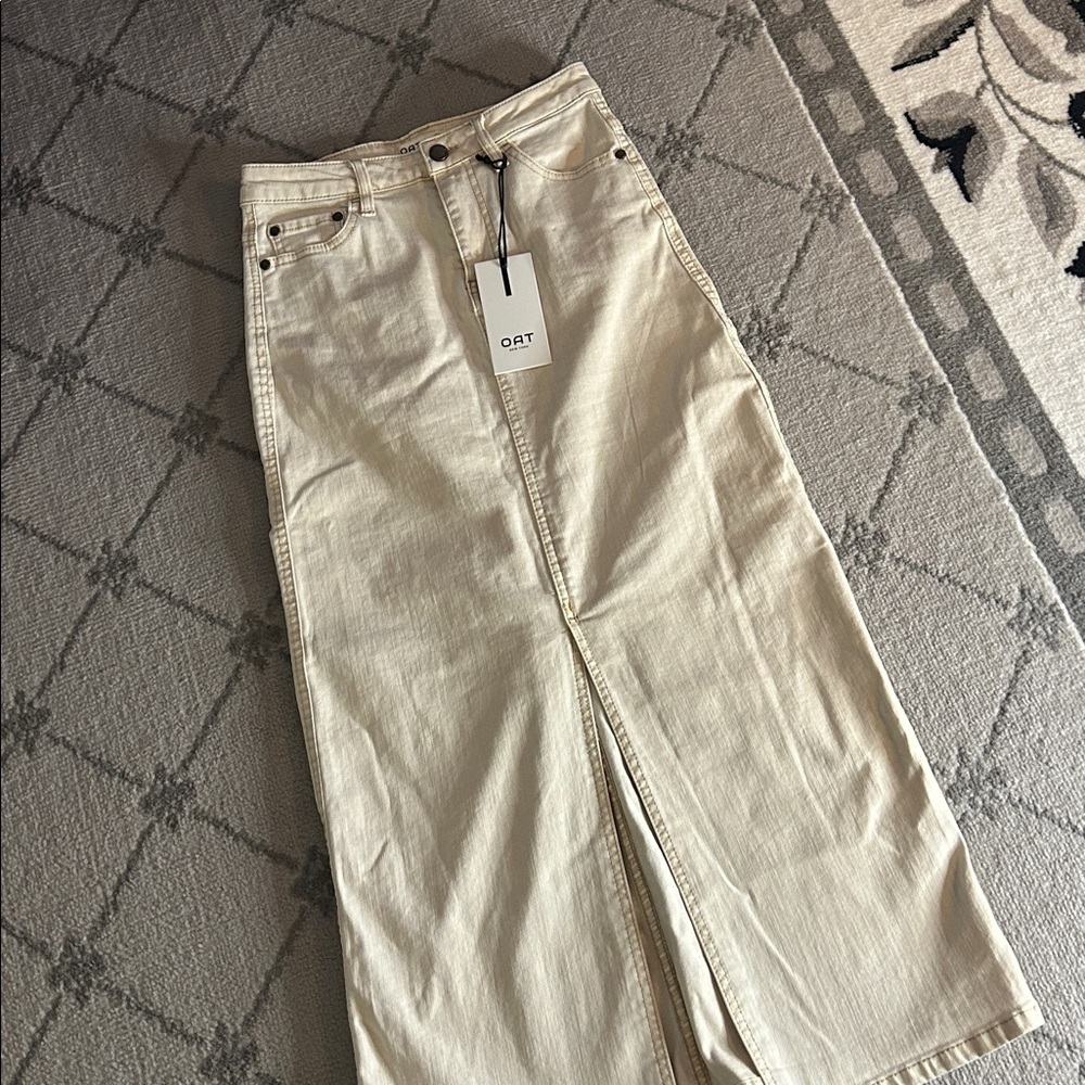 Oat New York Cream Maxi Skirt with Front Slit